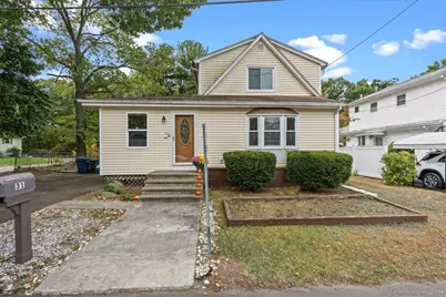 31 Shumway Street, West Haven, CT 06516 - Photo 1