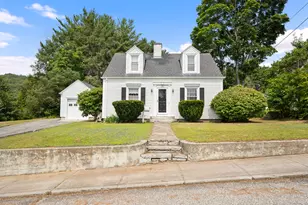 17 Highland St, Norwich, CT 06380 - Photo 1