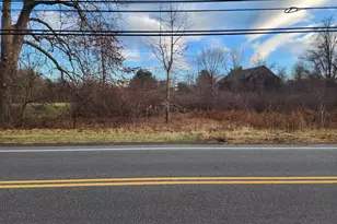 12 Filley St, Bloomfield, CT 06002 - Photo 1