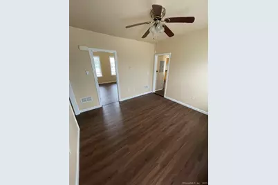 205 6th Street #207 3rd Floor, Bridgeport, CT 06607 - Photo 1