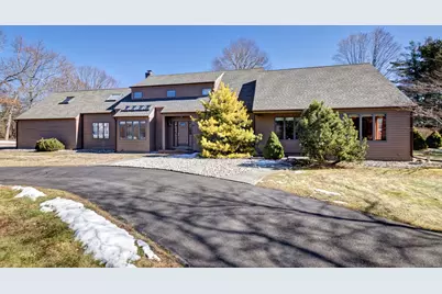 10 Black Walnut Drive, Middletown, CT 06457 - Photo 1