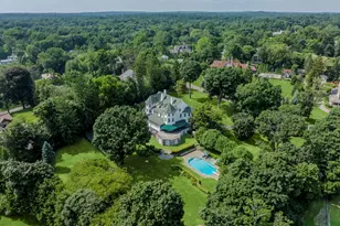 14 Meadow Dr, Greenwich, CT 06831 - Photo 1