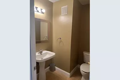 37 Alden Street #APT I, Hartford, CT 06114 - Photo 1