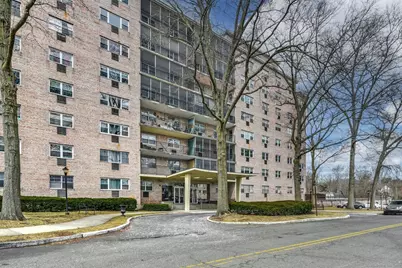 25 Cartright Street #8A, Bridgeport, CT 06604 - Photo 1