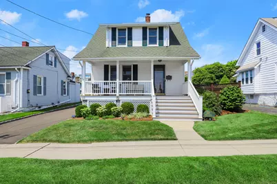 22 Noble Street, Stamford, CT 06902 - Photo 1