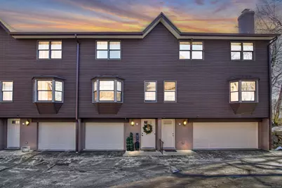 136 Newtown Avenue #APT 6, Norwalk, CT 06851 - Photo 1