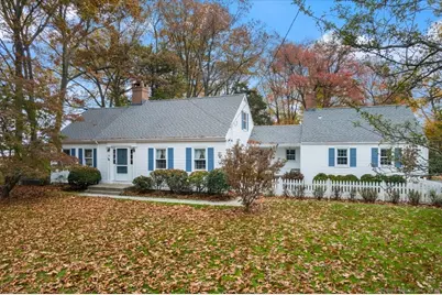 31 Pawson Road, Branford, CT 06405 - Photo 1