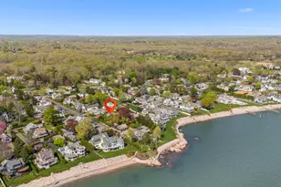 29 Crescent Bluff Ave, Branford, CT 06405 - Photo 1