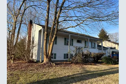 17 Fifth Avenue, Waterford, CT 06385 - Photo 1