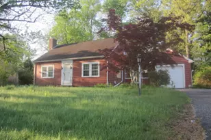 242 Elm St, Enfield, CT 06082 - Photo 1