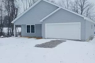 4 Nahaco Hill Ln, Eastford, CT 06242 - Photo 1