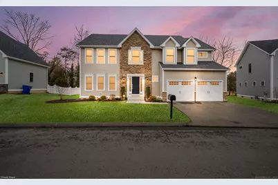 8 Gledhill Lane #8, West Hartford, CT 06117 - Photo 1