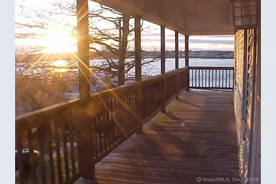 380 Thames Street, Groton, CT 06340 - Photo 1