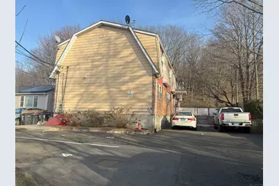 21 Weybosset Street, New Haven, CT 06513 - Photo 1