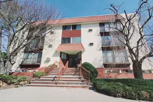 300 Seaside Ave, Stamford, CT 06902 - Photo 1