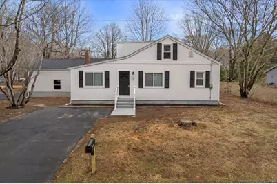 7 Center Road, Waterford, CT 06385 - Photo 1
