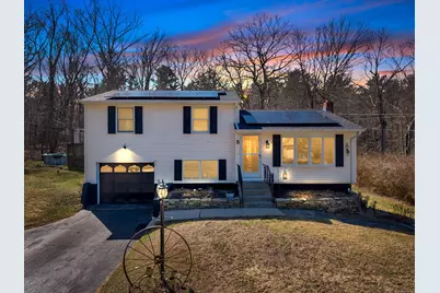 5 Royal Oaks Drive, Ledyard, CT 06339 - Photo 1