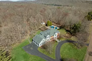 5 Olde Country Rd, Woodbridge, CT 06525 - Photo 1