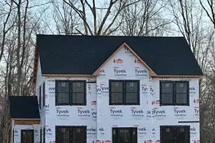 281 Moosup Pond Rd, Plainfield, CT 06354 - Photo 1