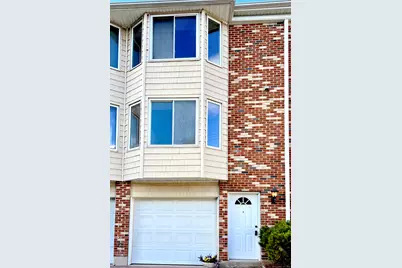 1611 Washington Boulevard #APT 19, Stamford, CT 06902 - Photo 1