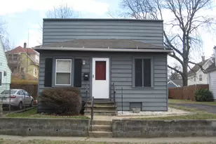 102 Bowe Ave, Stratford, CT 06615 - Photo 1