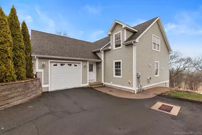 400 Burr Street #7, New Haven, CT 06512 - Photo 1