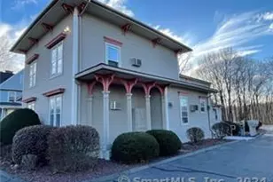 176 N Main St, Southington, CT 06489 - Photo 1