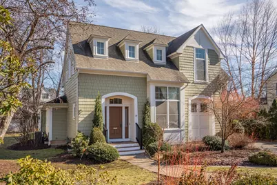 30 North Beacon Street, Hartford, CT 06105 - Photo 1