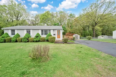 32 Fairfield Road, Enfield, CT 06082 - Photo 1