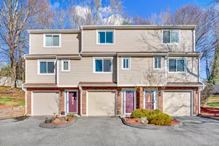 19 Abbey Ln, Meriden, CT 06450 - Photo 1