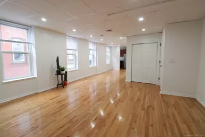 140 State Street #D, New London, CT 06320 - Photo 1