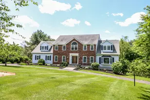 3 Huntington Ln, New Fairfield, CT 06812 - Photo 1