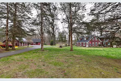 805 East Johnson Avenue, Cheshire, CT 06410 - Photo 1