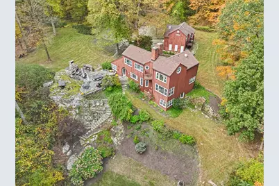 56 Cross Highway, Redding, CT 06896 - Photo 1