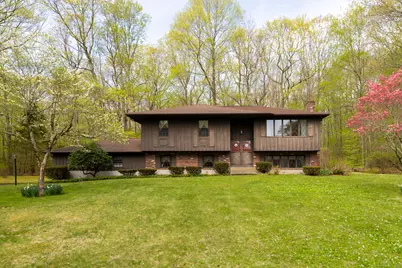 28 Caribou Way, Montville, CT 06370 - Photo 1