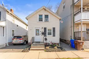 21 Portland St, Middletown, CT 06457 - Photo 1