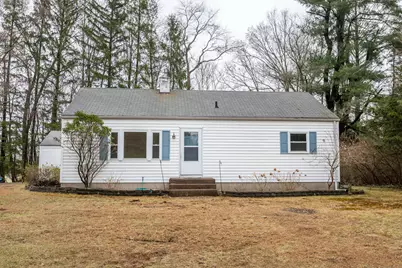 471 Evergreen Avenue, Hamden, CT 06518 - Photo 1