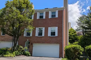 14 Kingswood Dr, Bethel, CT 06801 - Photo 1