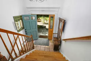 8 Oak Ln, Weston, CT 06883 - Photo 6