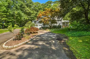 8 Oak Ln, Weston, CT 06883 - Photo 2