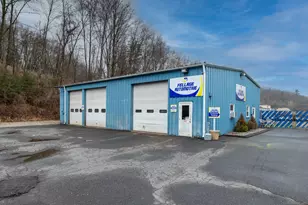 20 Ramp Rd, Canton, CT 06019 - Photo 1