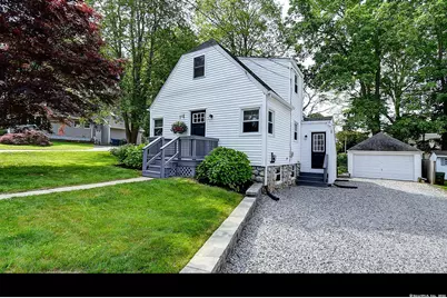 17 1st Avenue, Waterford, CT 06385 - Photo 1