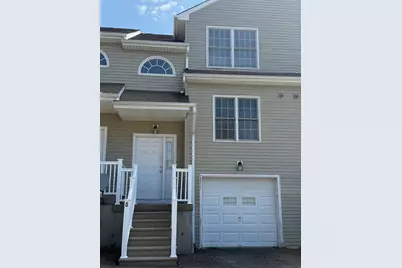 44 Taft Point #6, Waterbury, CT 06708 - Photo 1