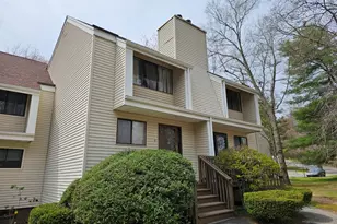 42 Spice Hill Dr, Wallingford, CT 06492 - Photo 1