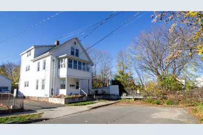 35 Clinton Avenue, Middletown, CT 06457 - Photo 1