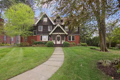 836 Prospect Avenue, Hartford, CT 06105 - Photo 1