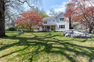 2 Lakeview Dr, Greenwich, CT 06878 - Photo 1