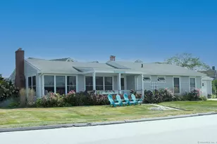 105 Sound Breeze Ave, Groton, CT 06340 - Photo 1