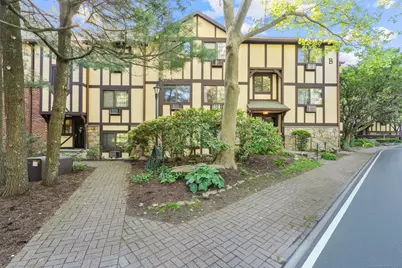 50 Aiken Street #APT 434, Norwalk, CT 06851 - Photo 1