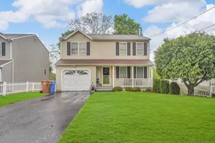 37 Lakeview Ave, Shelton, CT 06484 - Photo 1